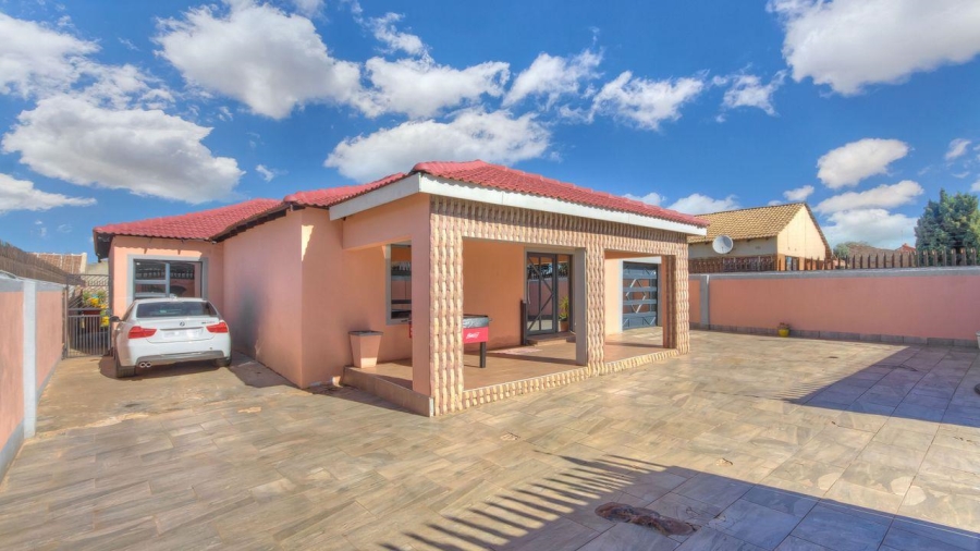 3 Bedroom Property for Sale in Ennerdale Gauteng
