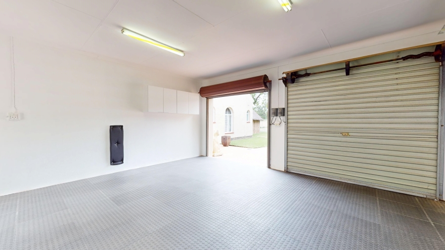 4 Bedroom Property for Sale in Morehill Gauteng