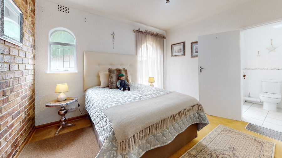 4 Bedroom Property for Sale in Morehill Gauteng