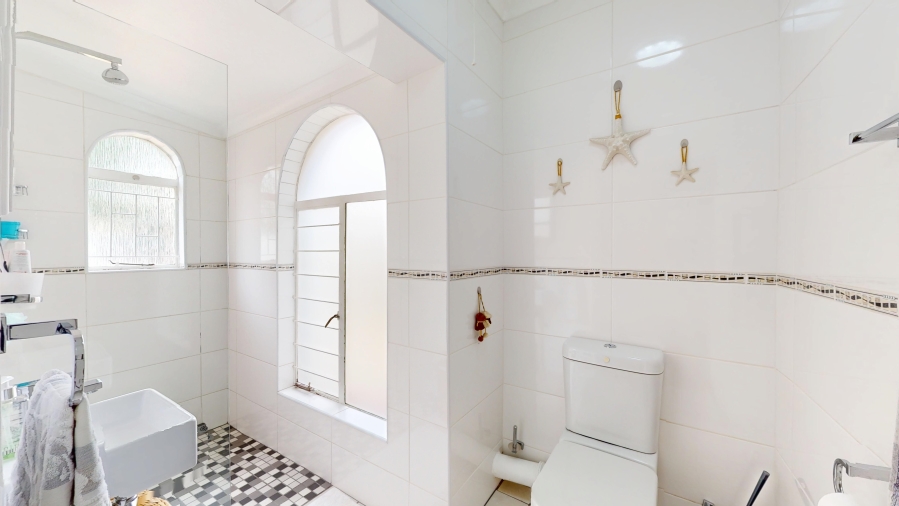 4 Bedroom Property for Sale in Morehill Gauteng