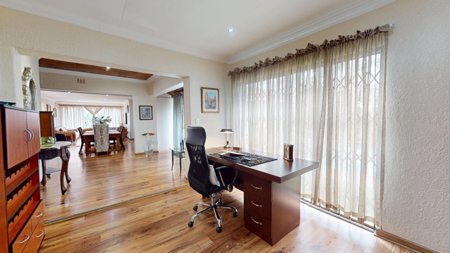 4 Bedroom Property for Sale in Morehill Gauteng