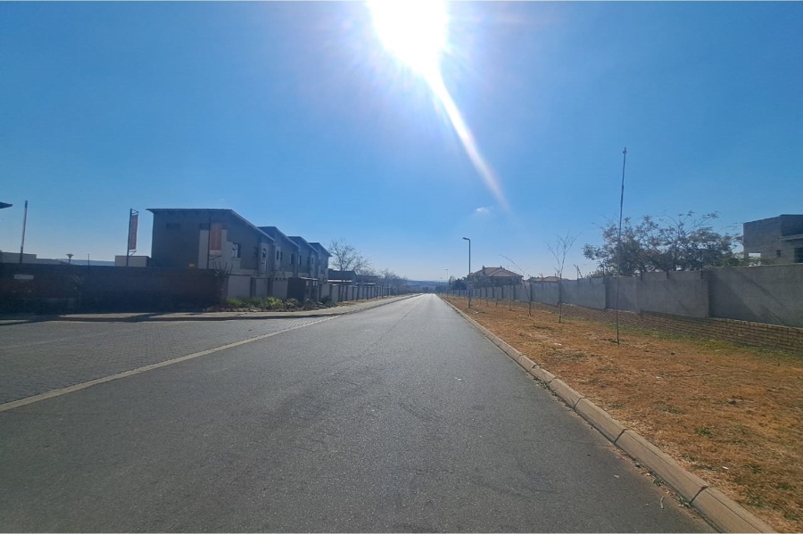 3 Bedroom Property for Sale in Noordwyk Gauteng