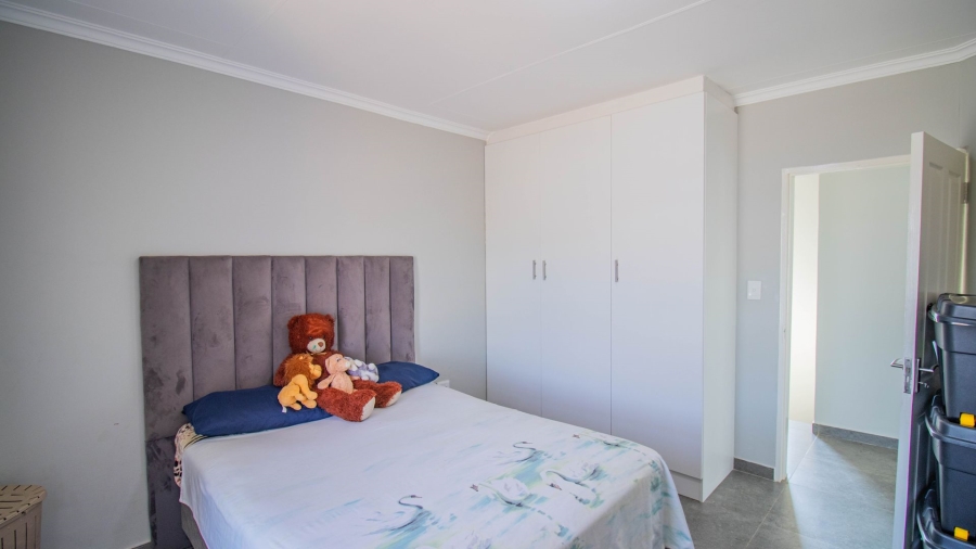 3 Bedroom Property for Sale in Blue Hills Gauteng