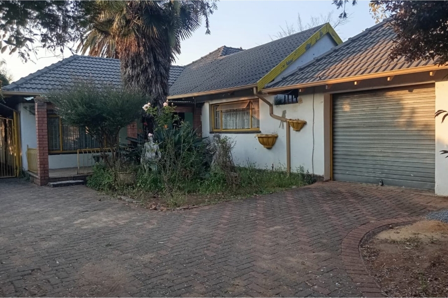 4 Bedroom Property for Sale in Vanderbijlpark CE Gauteng