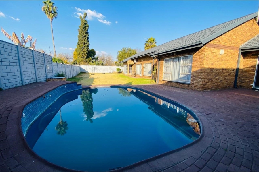 4 Bedroom Property for Sale in Vanderbijlpark SW Gauteng