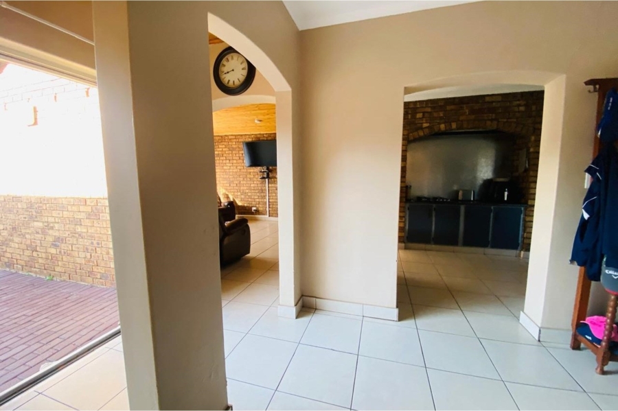 4 Bedroom Property for Sale in Vanderbijlpark SW Gauteng