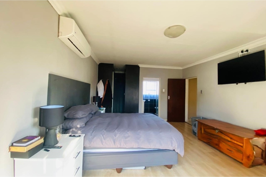 4 Bedroom Property for Sale in Vanderbijlpark SW Gauteng