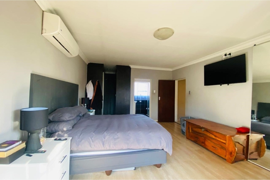 4 Bedroom Property for Sale in Vanderbijlpark SW Gauteng