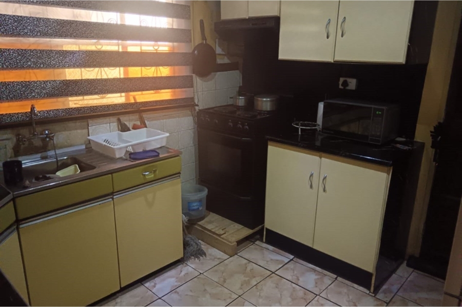 2 Bedroom Property for Sale in Mapetla Gauteng