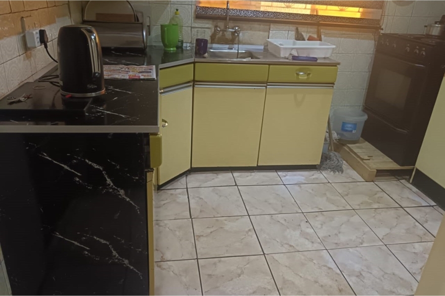 2 Bedroom Property for Sale in Mapetla Gauteng