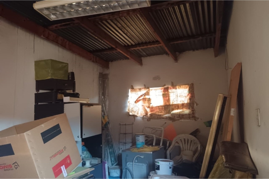 2 Bedroom Property for Sale in Mapetla Gauteng