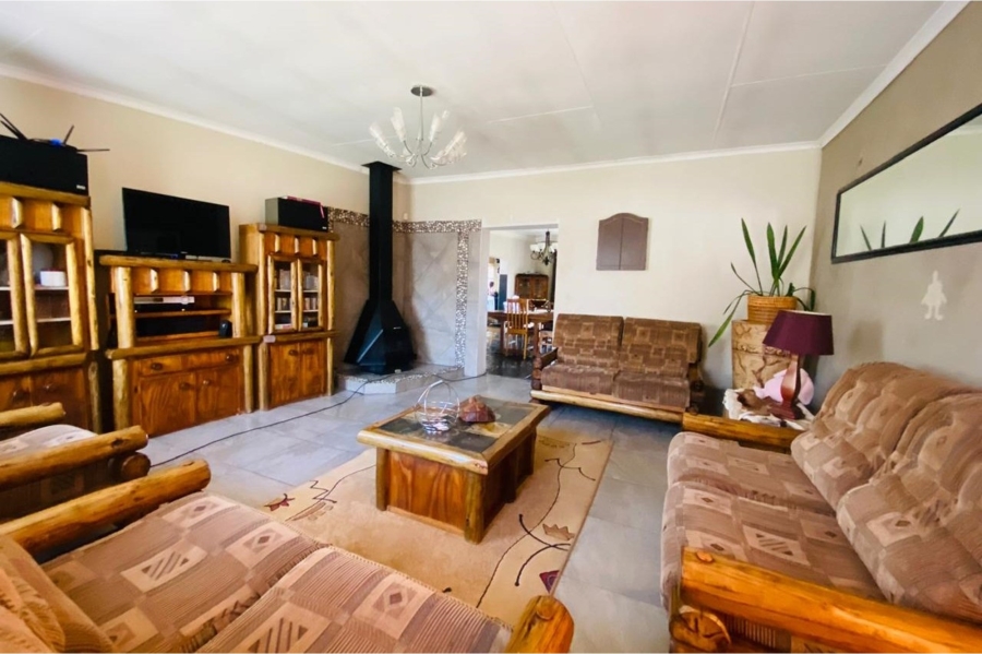 6 Bedroom Property for Sale in Vanderbijlpark SW Gauteng