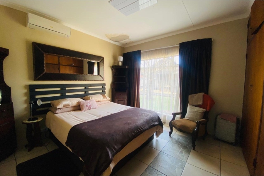 6 Bedroom Property for Sale in Vanderbijlpark SW Gauteng