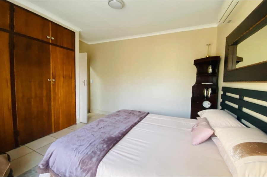 6 Bedroom Property for Sale in Vanderbijlpark SW Gauteng