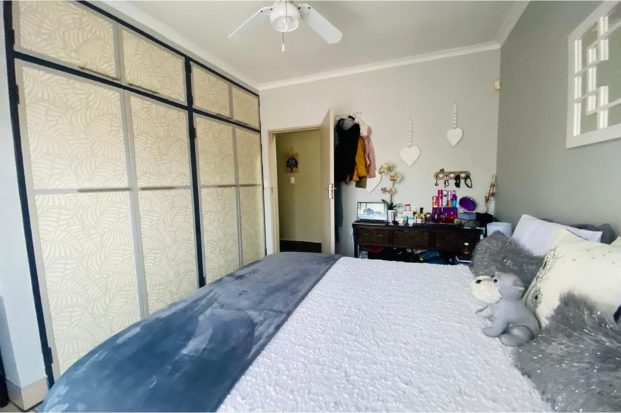 6 Bedroom Property for Sale in Vanderbijlpark SW Gauteng