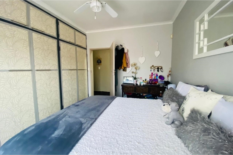 6 Bedroom Property for Sale in Vanderbijlpark SW Gauteng