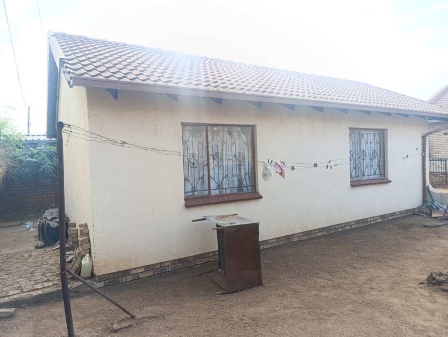 3 Bedroom Property for Sale in Soshanguve K Gauteng