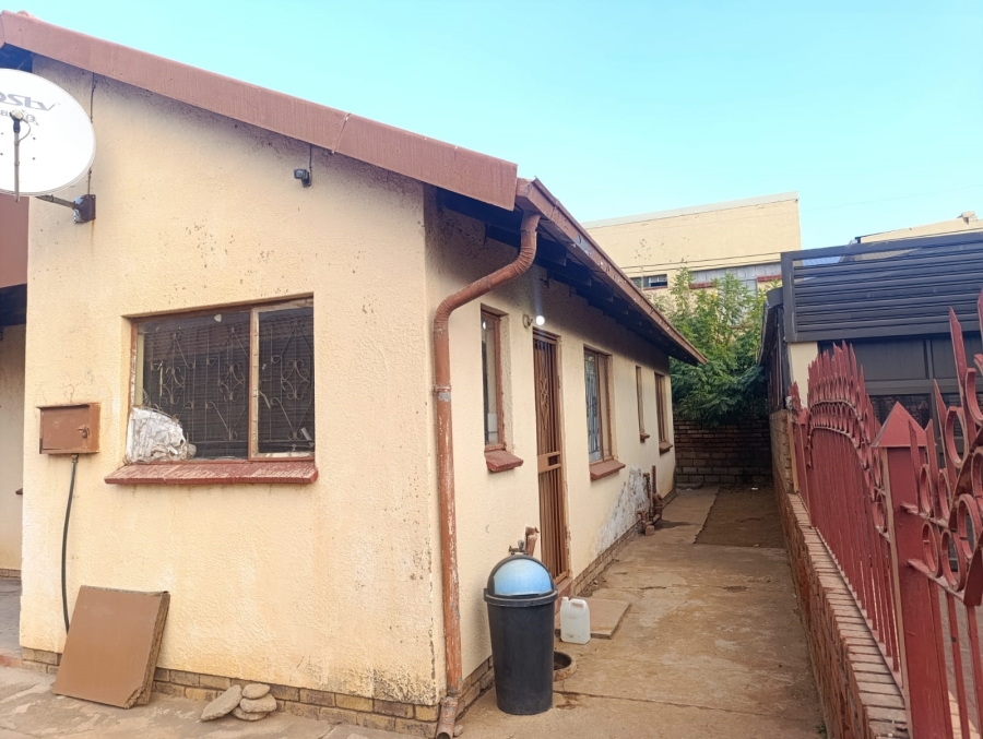 3 Bedroom Property for Sale in Soshanguve K Gauteng