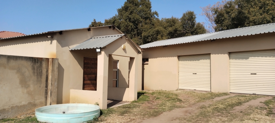 4 Bedroom Property for Sale in Rensburg Gauteng