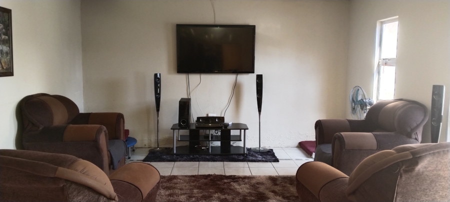 4 Bedroom Property for Sale in Rensburg Gauteng