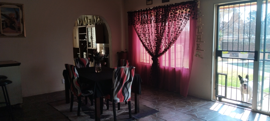 4 Bedroom Property for Sale in Rensburg Gauteng