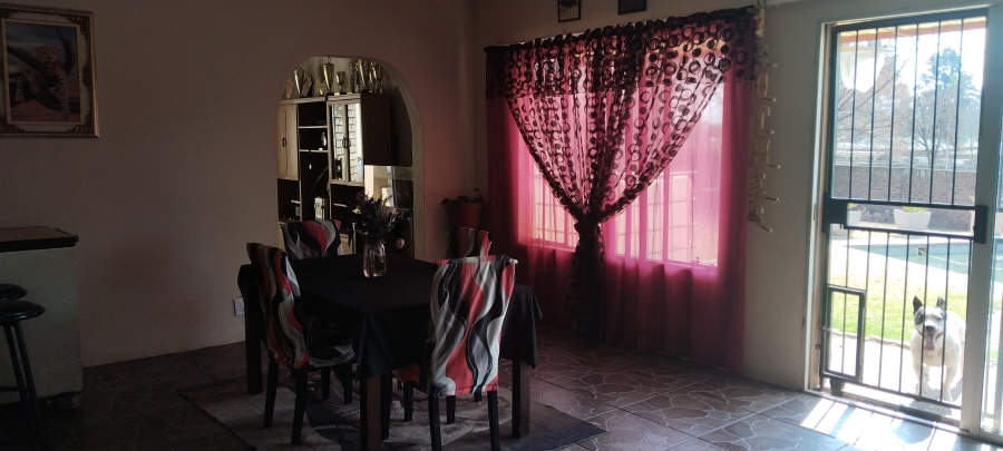 4 Bedroom Property for Sale in Rensburg Gauteng