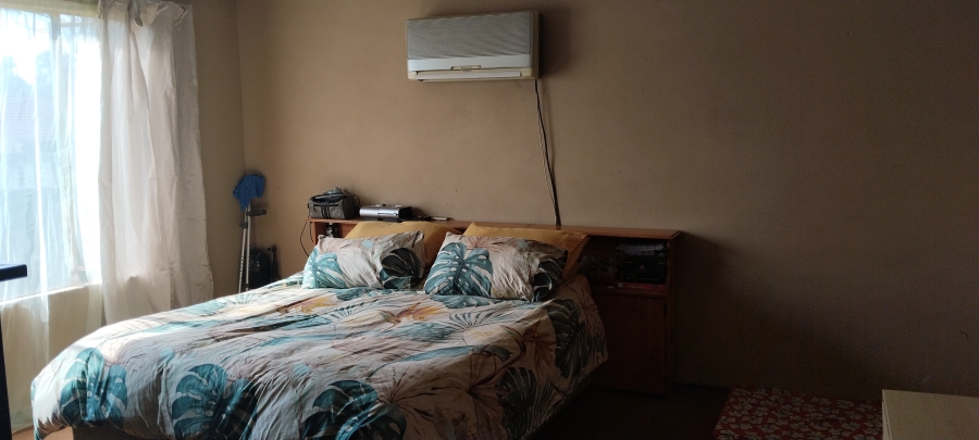 4 Bedroom Property for Sale in Rensburg Gauteng