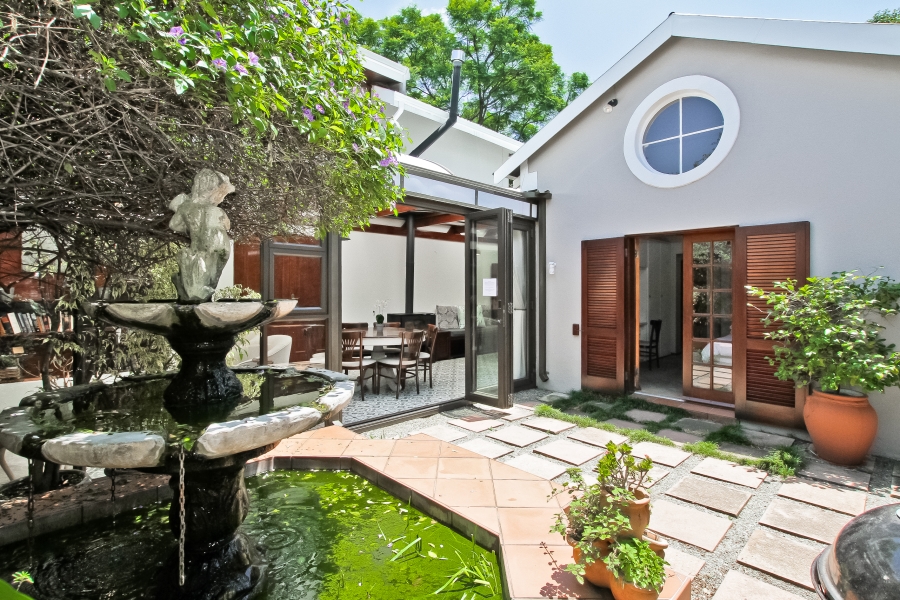 5 Bedroom Property for Sale in Norwood Gauteng