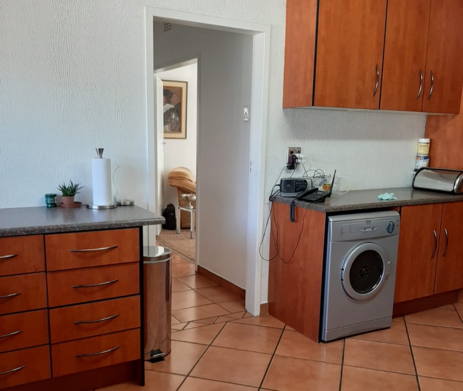 4 Bedroom Property for Sale in Carletonville Central Gauteng