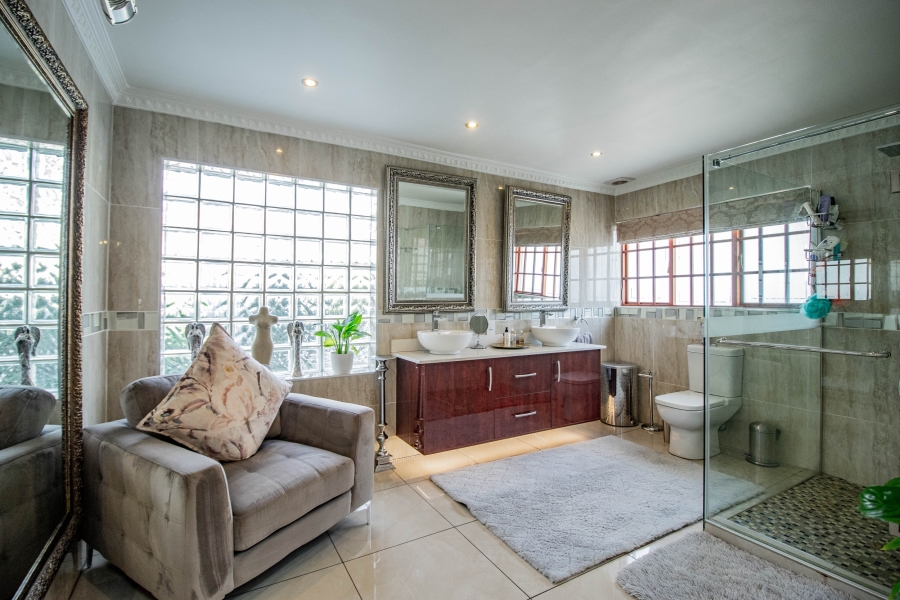 4 Bedroom Property for Sale in Lambton Gauteng