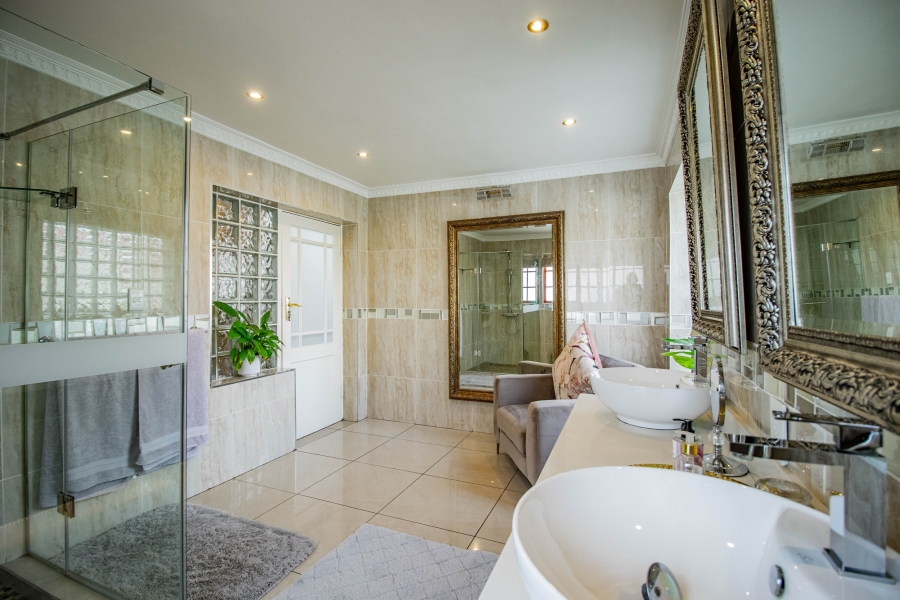 4 Bedroom Property for Sale in Lambton Gauteng