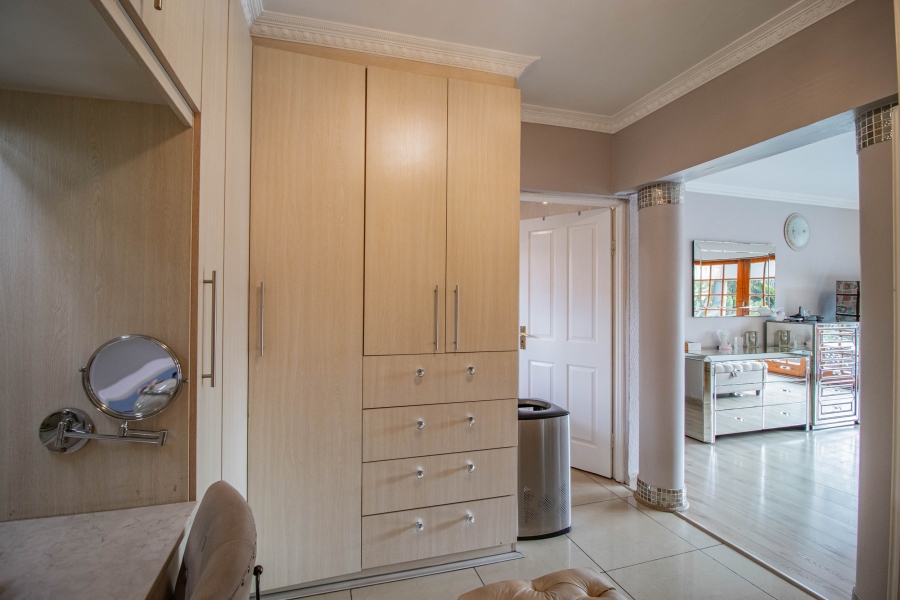 4 Bedroom Property for Sale in Lambton Gauteng