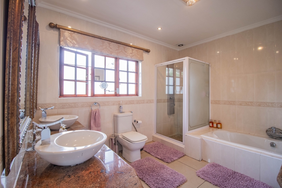4 Bedroom Property for Sale in Lambton Gauteng