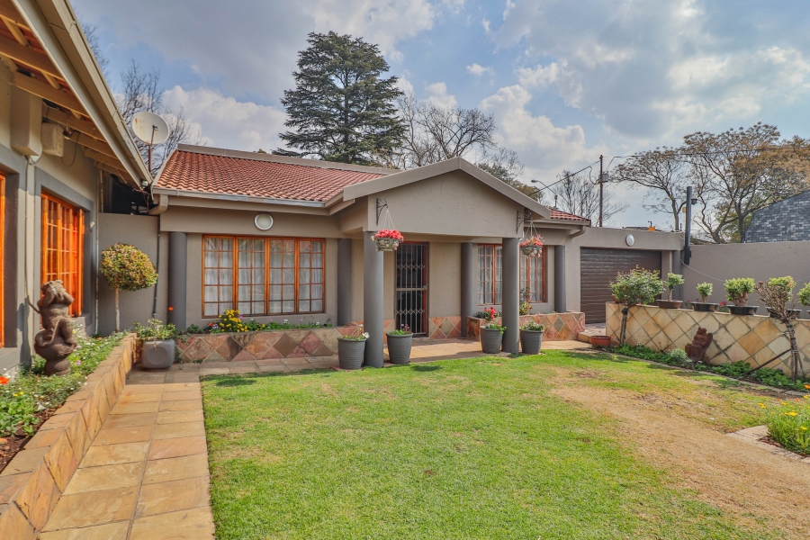 4 Bedroom Property for Sale in Lambton Gauteng