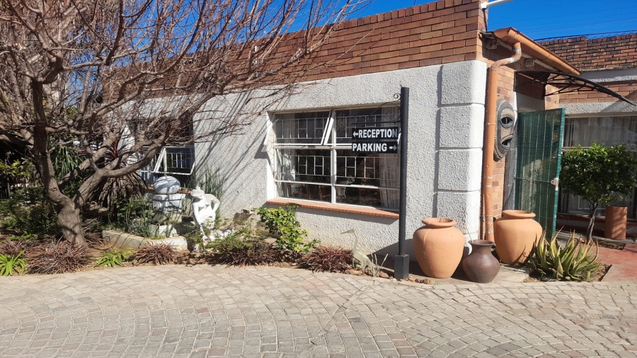 7 Bedroom Property for Sale in Vanderbijlpark CW 2 Gauteng