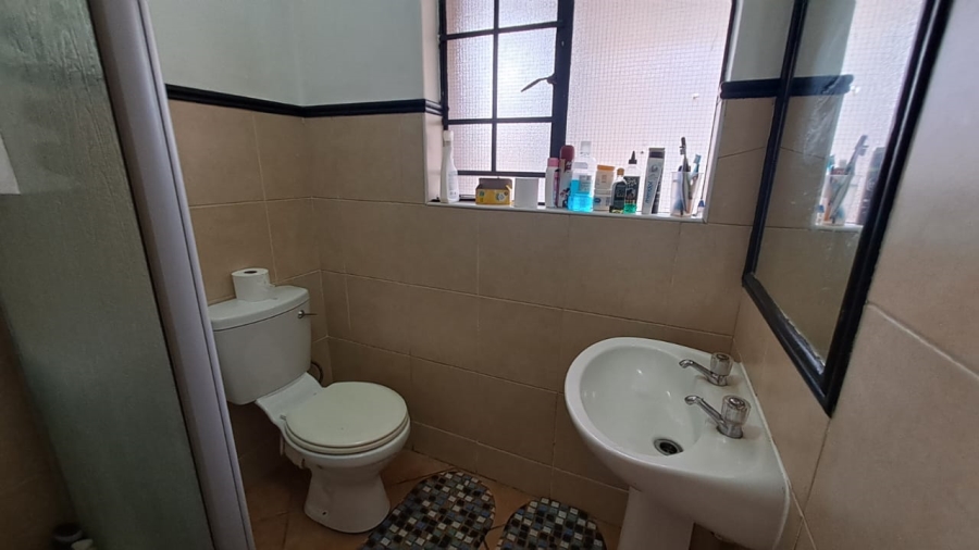 1 Bedroom Property for Sale in Sagewood Gauteng