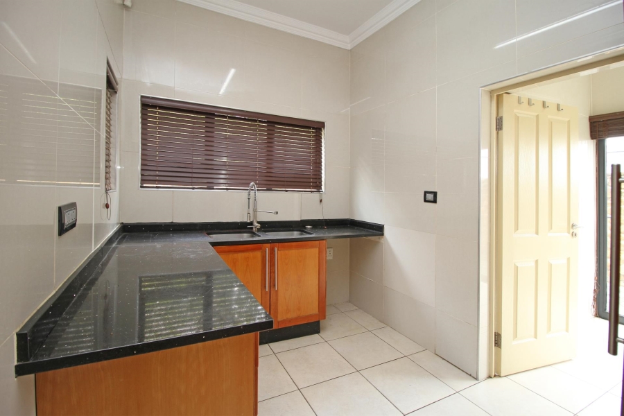 5 Bedroom Property for Sale in Kyalami Glen Estate Gauteng