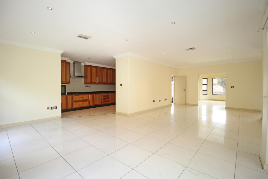 5 Bedroom Property for Sale in Kyalami Glen Estate Gauteng