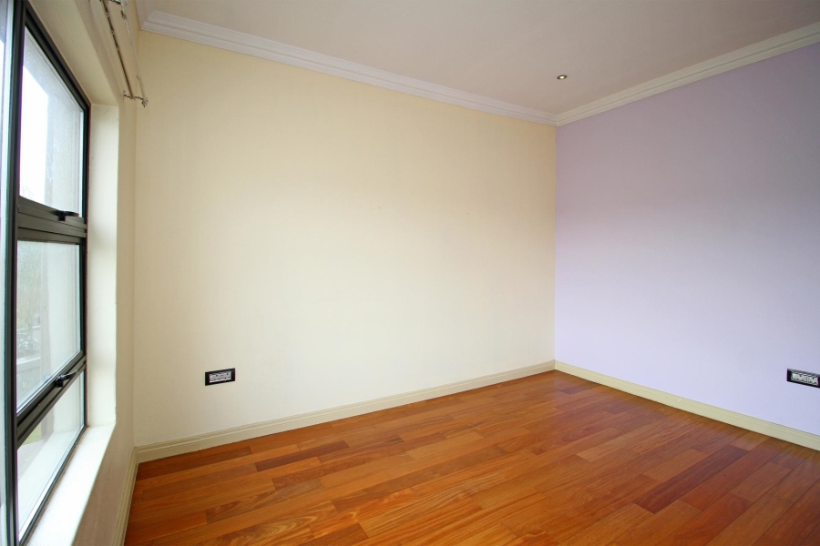 5 Bedroom Property for Sale in Kyalami Glen Estate Gauteng