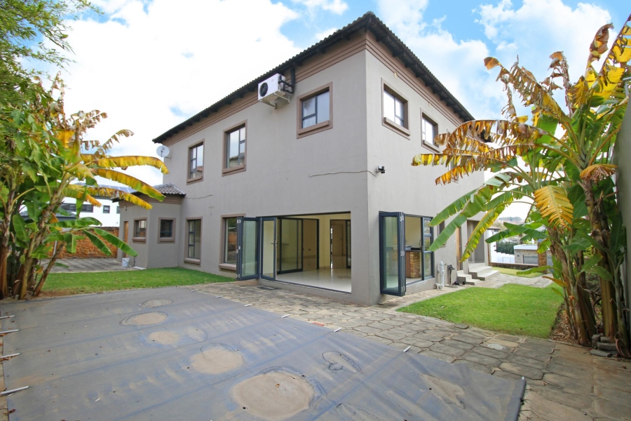 5 Bedroom Property for Sale in Kyalami Glen Estate Gauteng