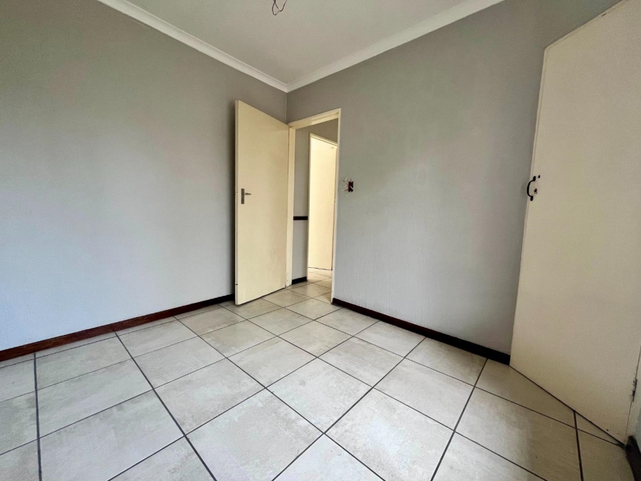 To Let 2 Bedroom Property for Rent in Sundowner Gauteng