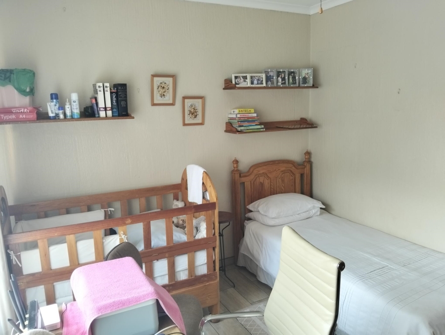 4 Bedroom Property for Sale in Garsfontein Gauteng
