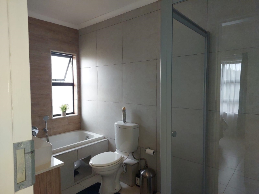 1 Bedroom Property for Sale in Linbro Park Gauteng