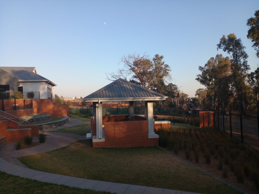 1 Bedroom Property for Sale in Linbro Park Gauteng