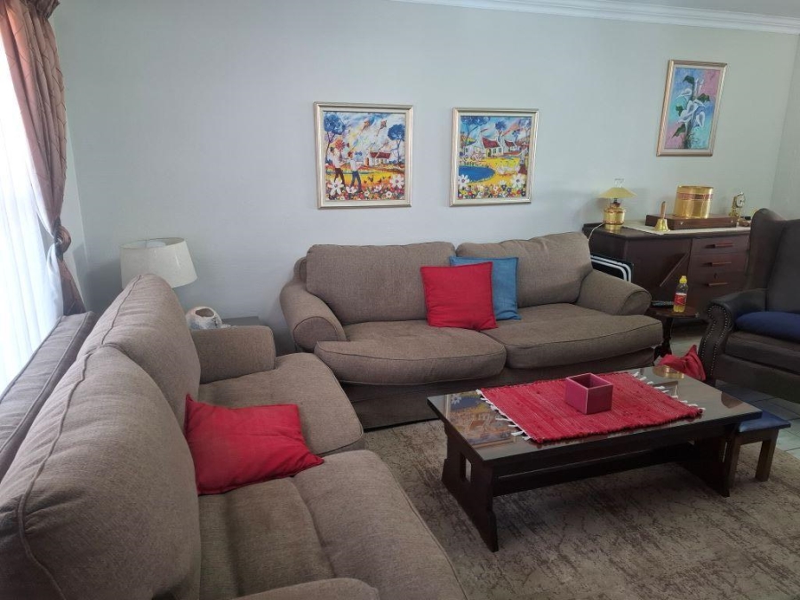2 Bedroom Property for Sale in Noordheuwel Gauteng