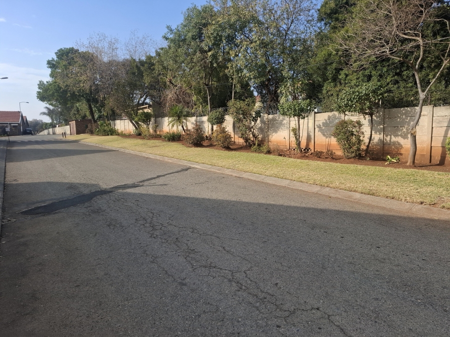 2 Bedroom Property for Sale in Noordheuwel Gauteng