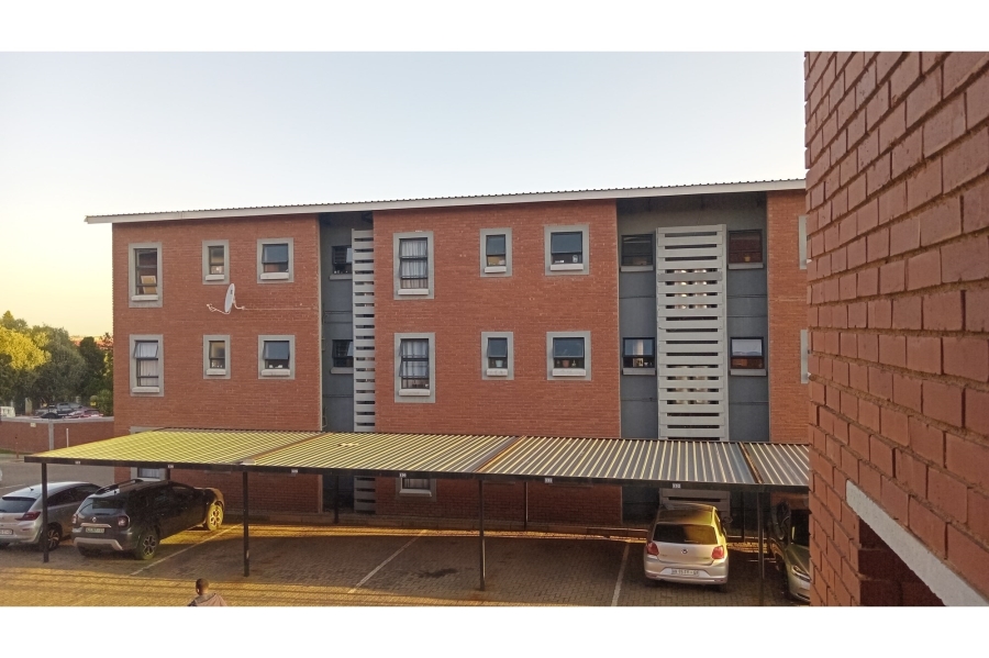 2 Bedroom Property for Sale in Witpoortjie Gauteng