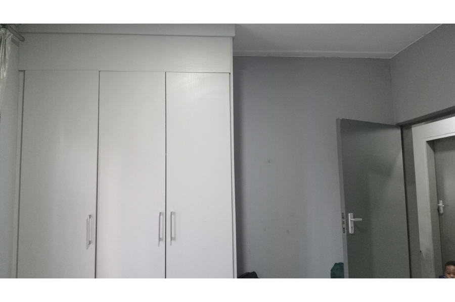 2 Bedroom Property for Sale in Witpoortjie Gauteng