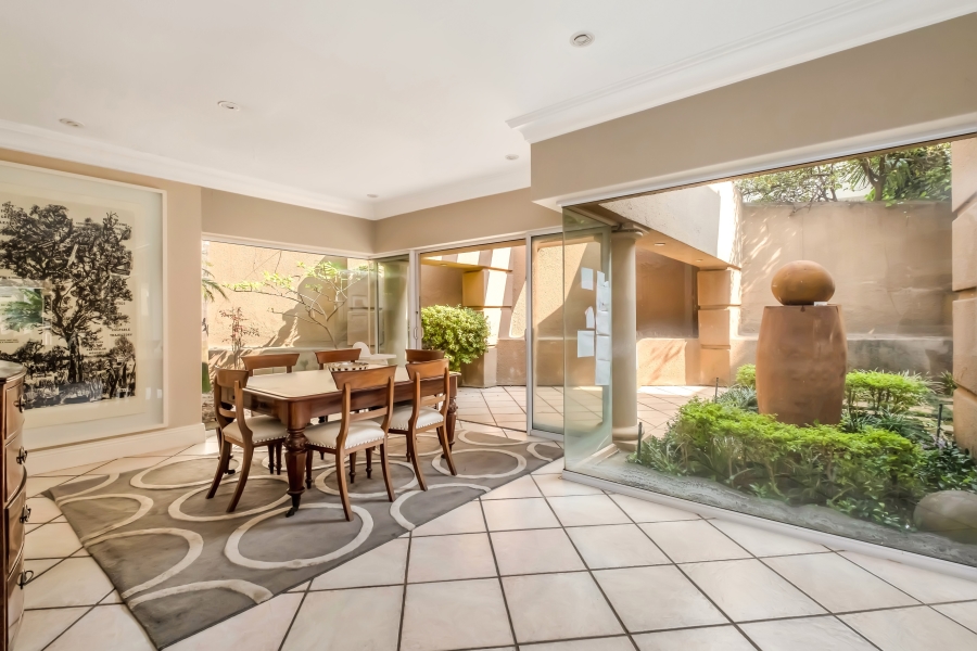 4 Bedroom Property for Sale in Atholl Gauteng