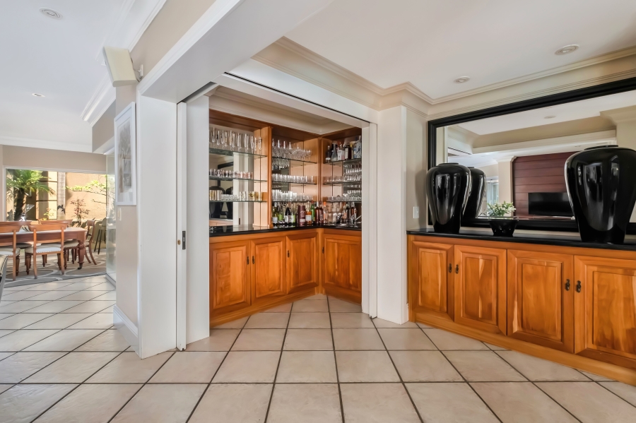 4 Bedroom Property for Sale in Atholl Gauteng